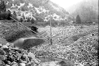 Hydraulic mine of the Salmon River (early 1900's?)
